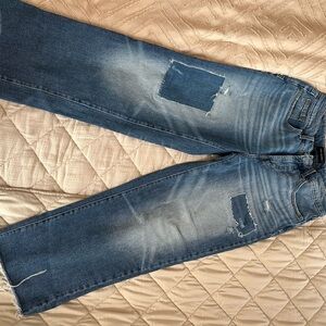 Trendy Distressed Blue Women's Cropped Jeans